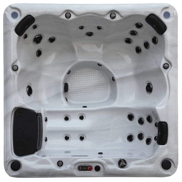 Canadian Spa Company Winnipeg 5-6-Person Hot Tub